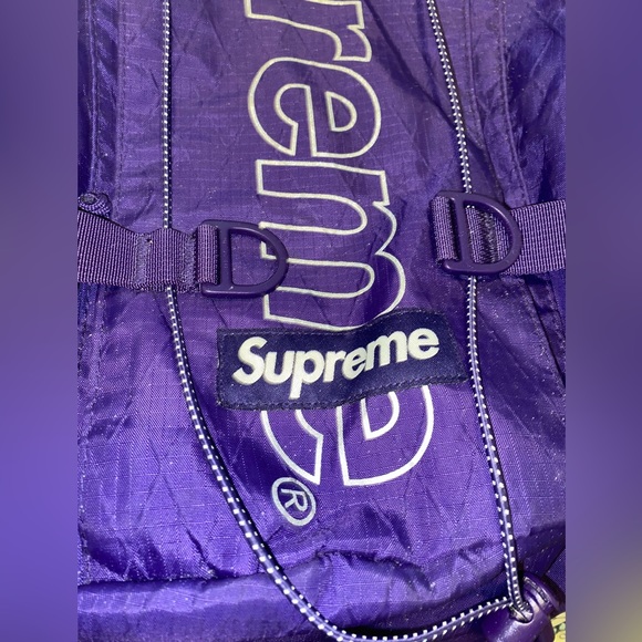 Supreme Backpack Purple FW18 Used - Picture 6 of 10